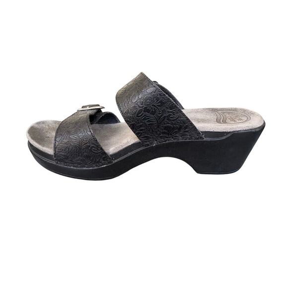 DANSKO Sophie Sandals, size 39, Black Leather Straps with Silver Buckles - Picture 3 of 10